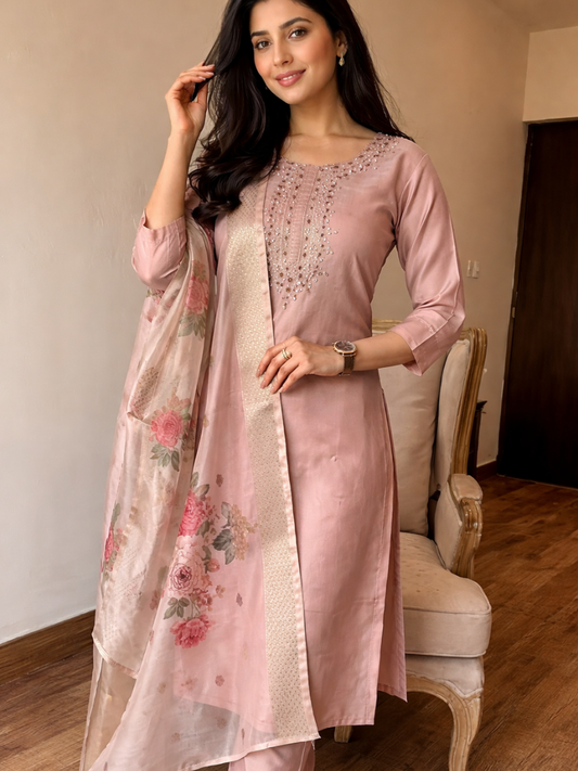Blush Pink Embroidered Kurta Set With Dupatta