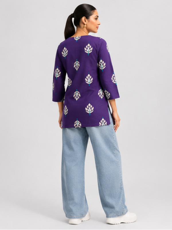 Indigo Printed V-Neck Short Kurti